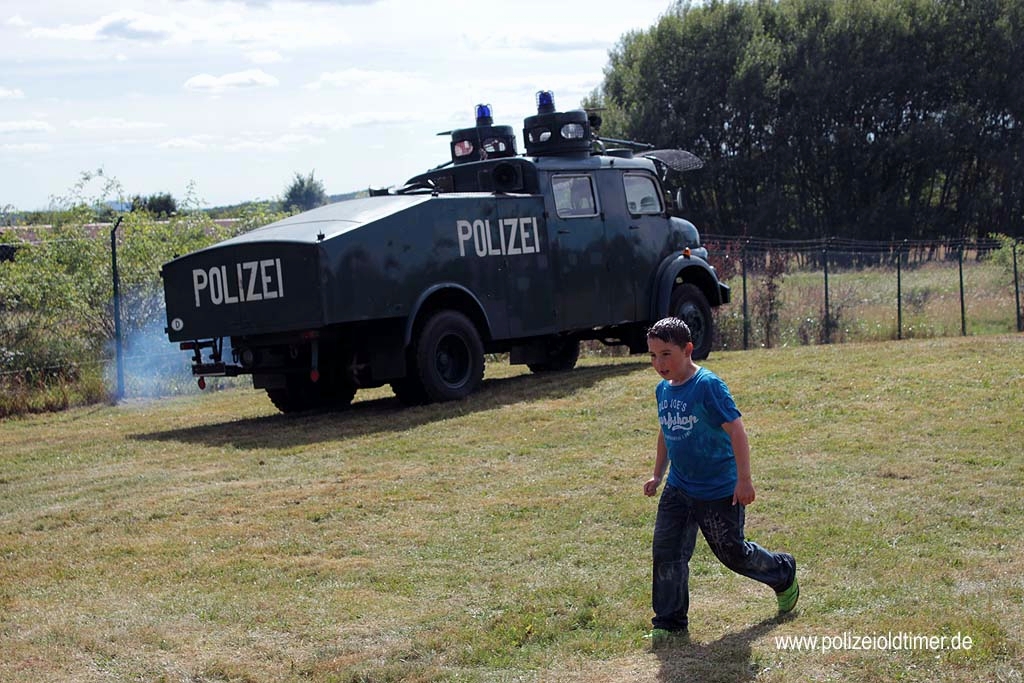 Sommerfest-Polizeioldtimer-Museum_2012 (323).jpg
